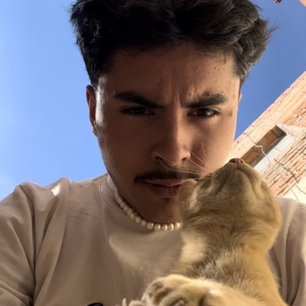 Meet your Posher, Diego